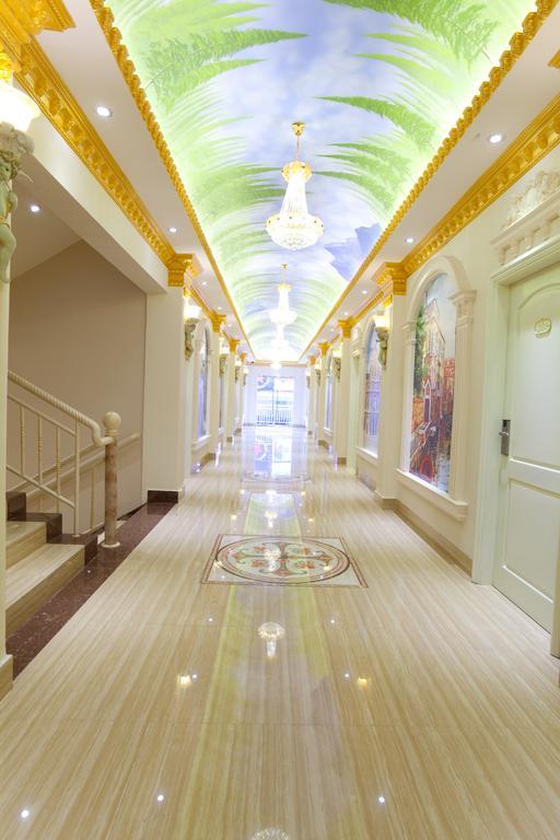 Hotel Grand Town Makassar Buitenkant foto