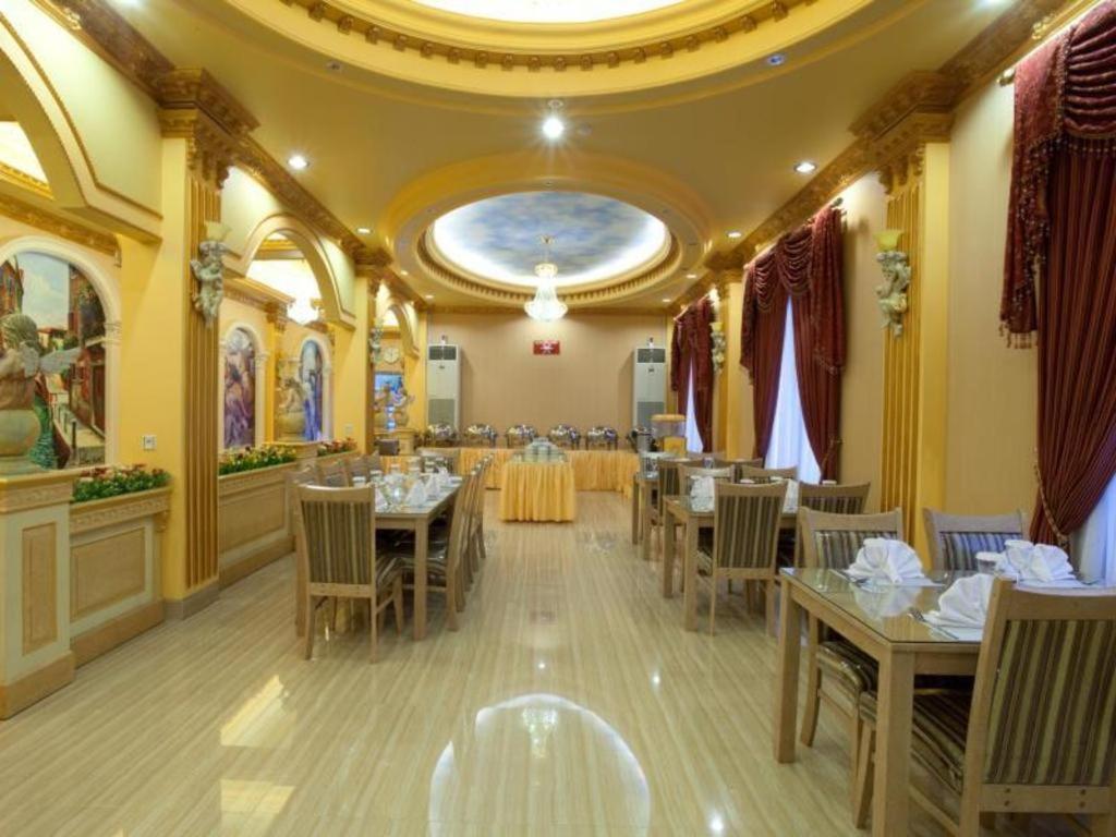 Hotel Grand Town Makassar Buitenkant foto