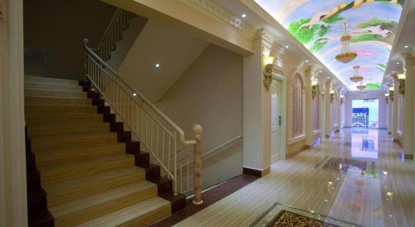 Hotel Grand Town Makassar Buitenkant foto